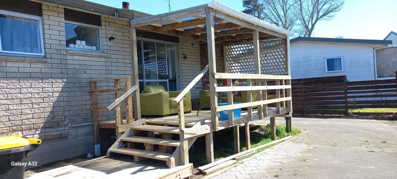 Papamoa Budget Accommodation المظهر الخارجي الصورة